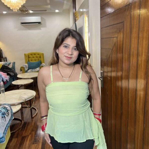 Ruffle Top