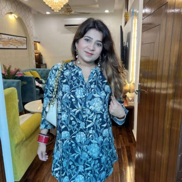 Midnight Bloom Kurti