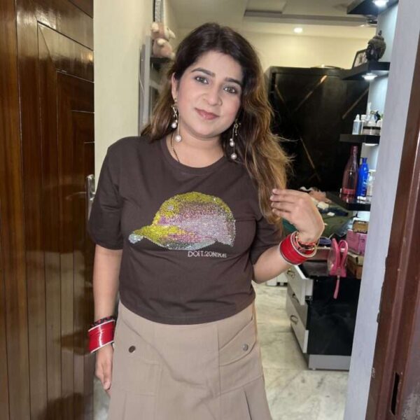 Sequin Cap Chic Tee